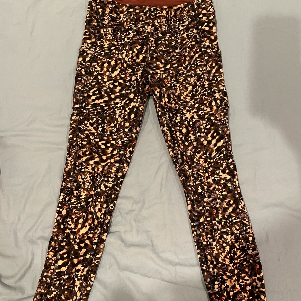 Lululemon invigorate 25 inch legging